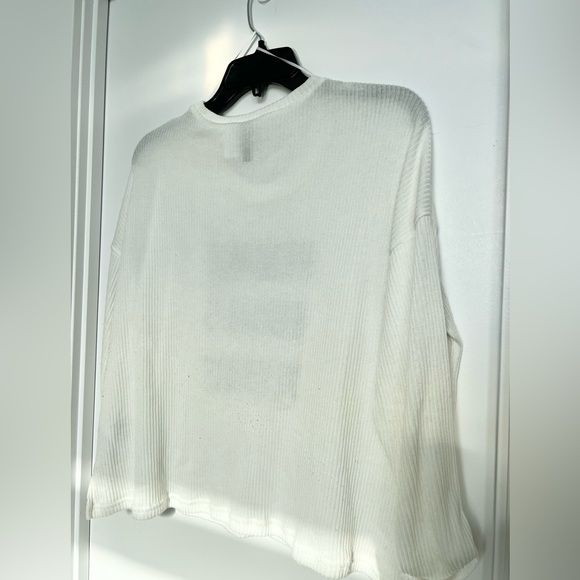 [Free add on item] Female Equals Future long sleeve loose fit top - Picture 4 of 4